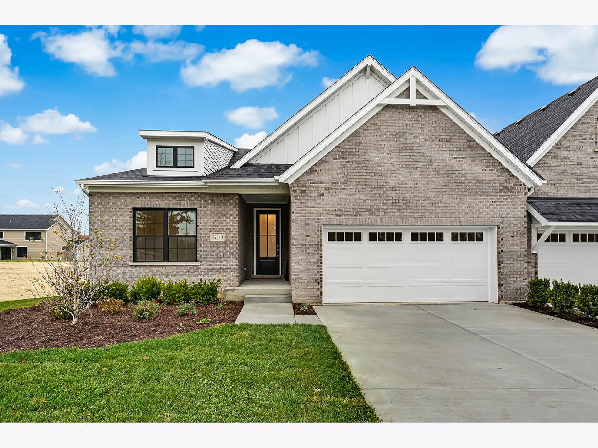 Homes & Condos & Townhomes For Sale Marble Landing Lemont Illinois, 12830 Marble Street
