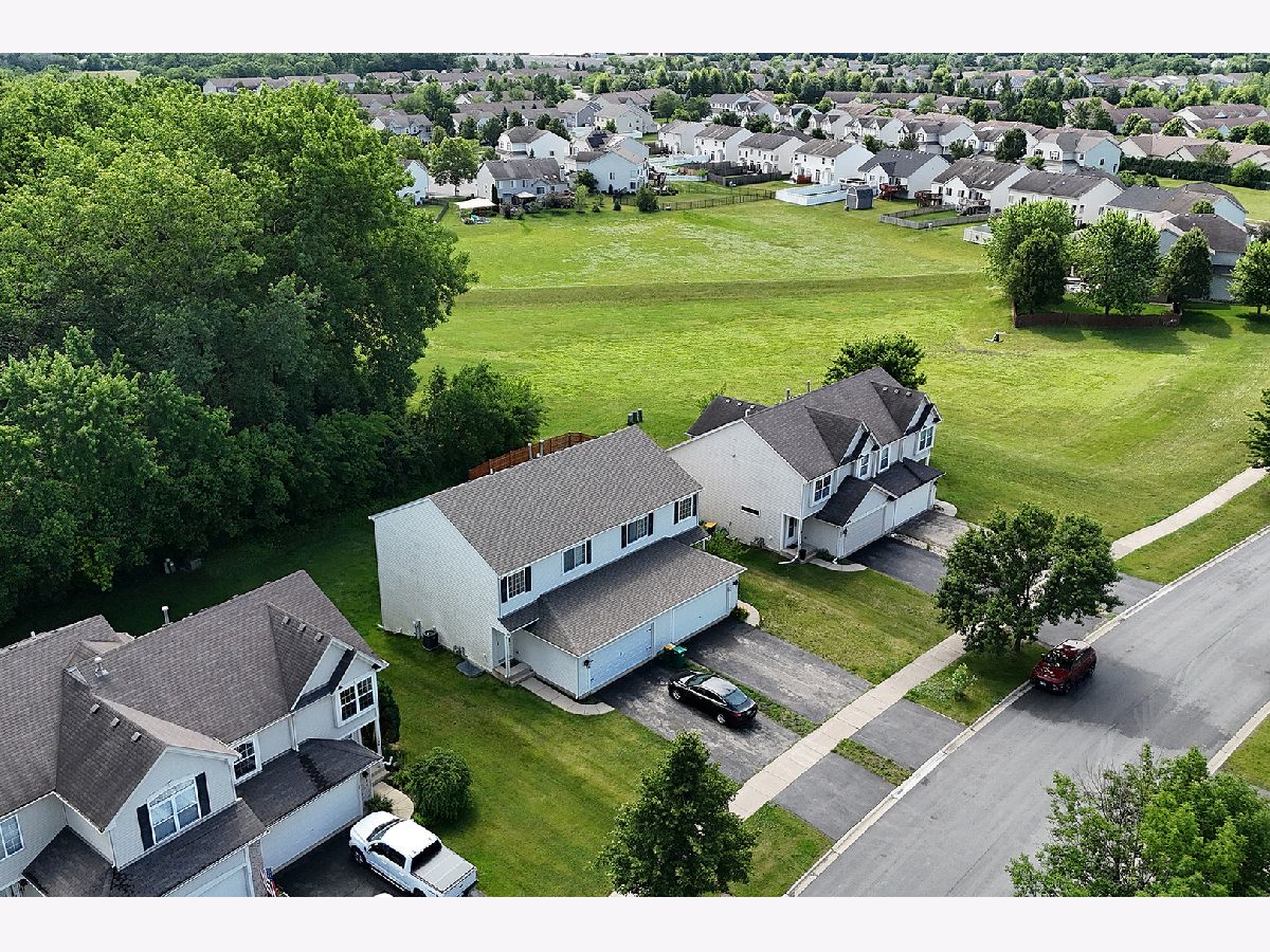 Townhomes For Sale Pleasant Grove Lockport Illinois, 1526 Peachtree Lane