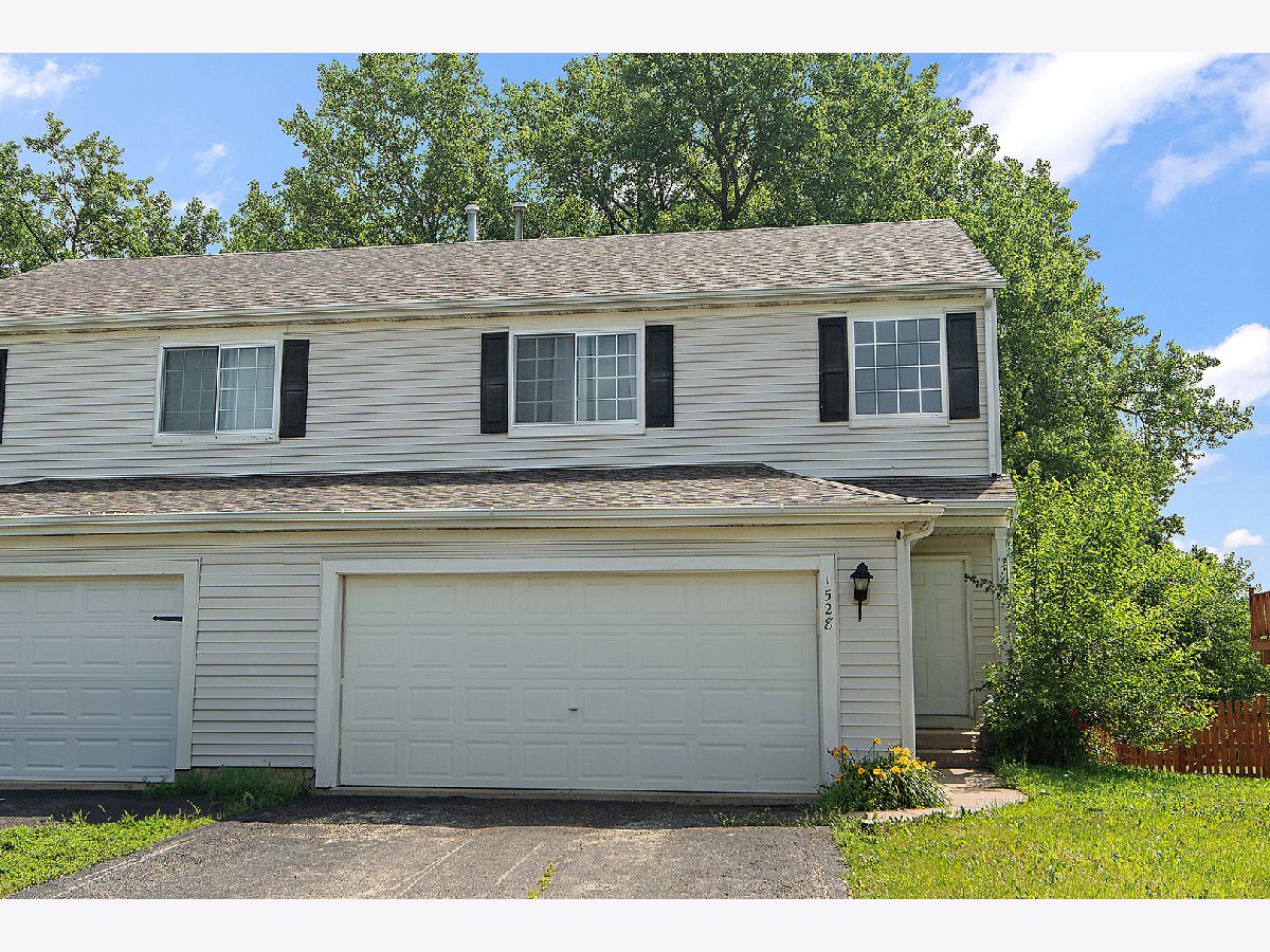 Townhomes Sold Pleasant Grove Lockport Illinois, 1528 Peachtree