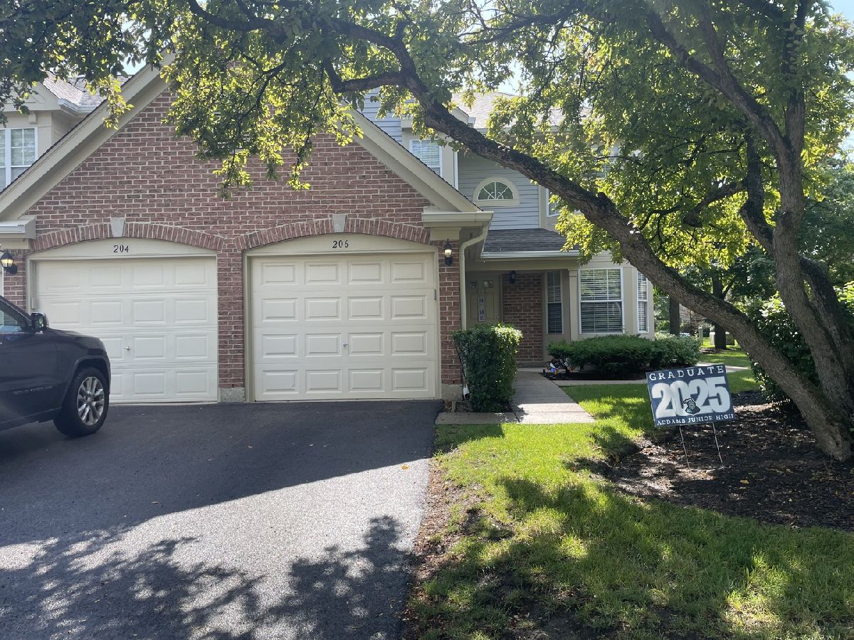 Townhomes & Condos Rented Towne Place Schaumburg Illinois, 204 Glasgow