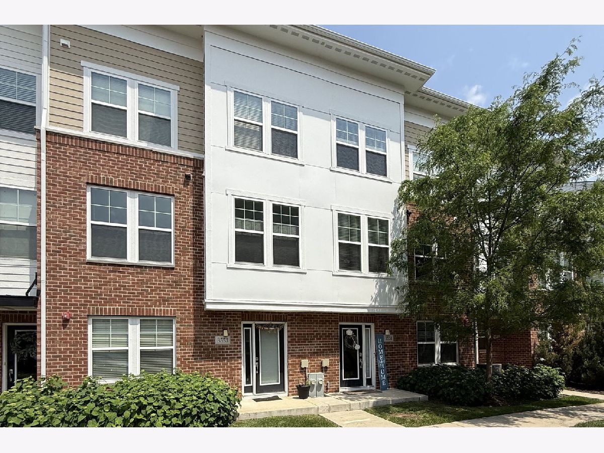 Condos & Townhomes Sold Uptown At Seven Bridges Woodridge Illinois, 3551 Kemper