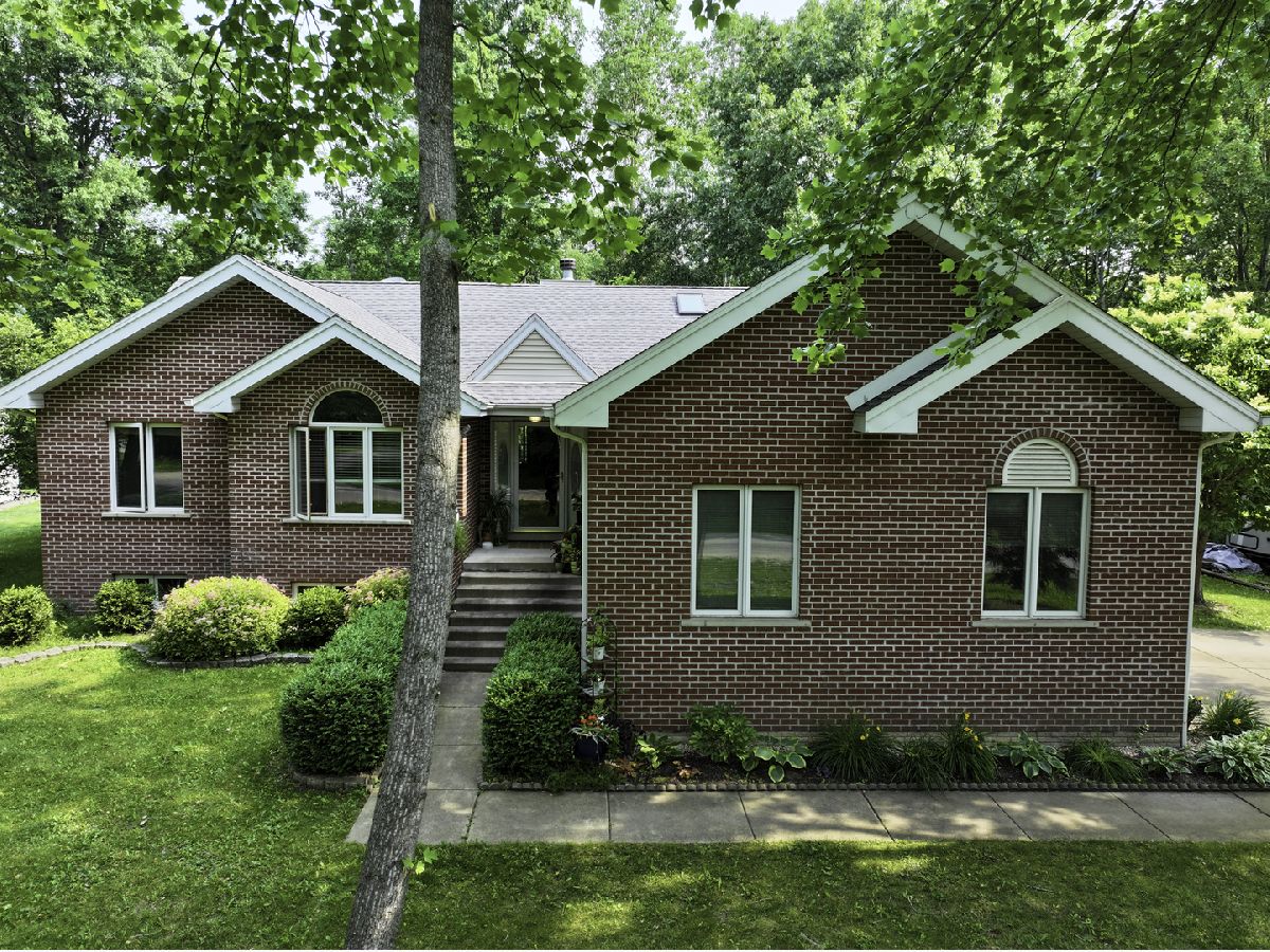 Homes For Sale Lake Thunderbird Putnam Illinois, 3 Wood Drive