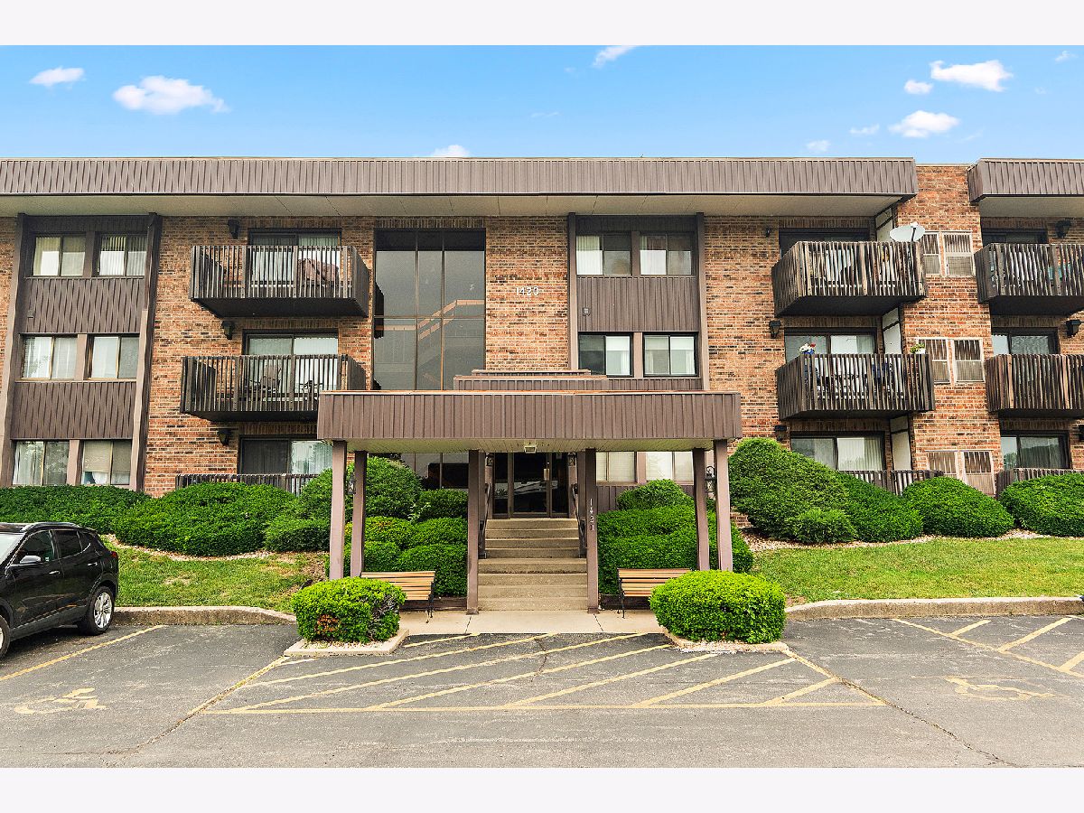  Sold Joliet Illinois, 1420 Woodbridge