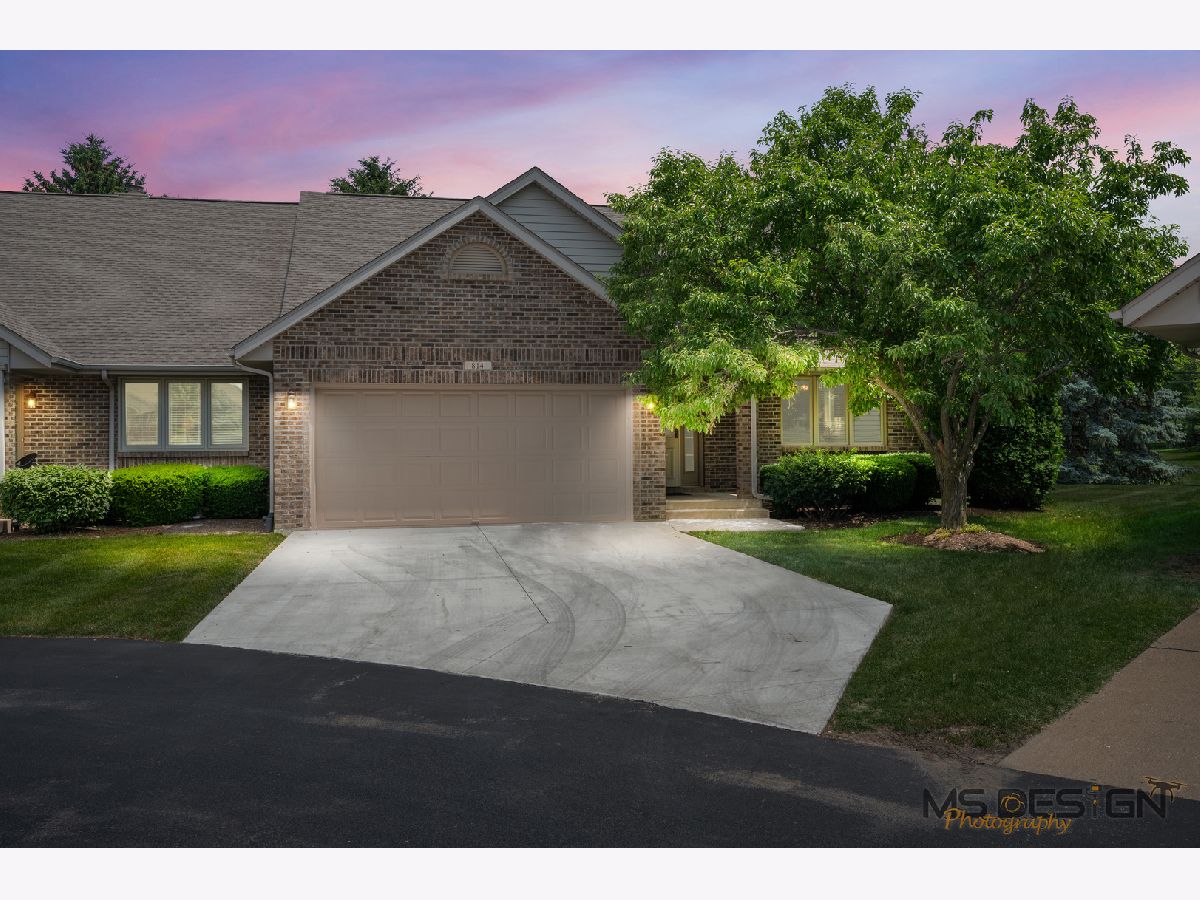 Townhomes Sold Grandview Townhouses Sycamore Illinois, 814 Croatian