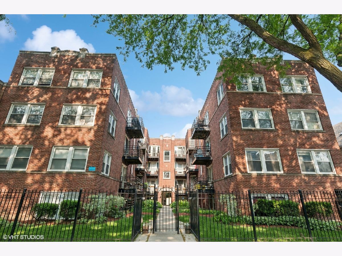 4332 Sacramento Avenue, Chicago, Illinois 60618 - MLS 12394528 ...