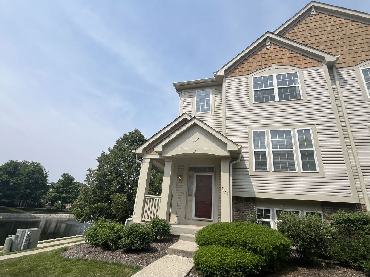 Townhomes Rented Georgetown Square Vernon Hills Illinois, 1139 Georgetown
