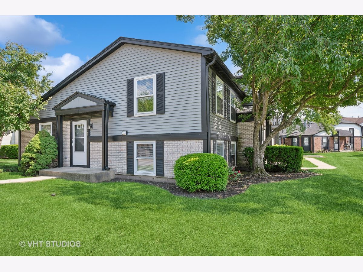 Townhomes & Condos Sold Inverrary Deerfield Illinois, 456 Inverrary