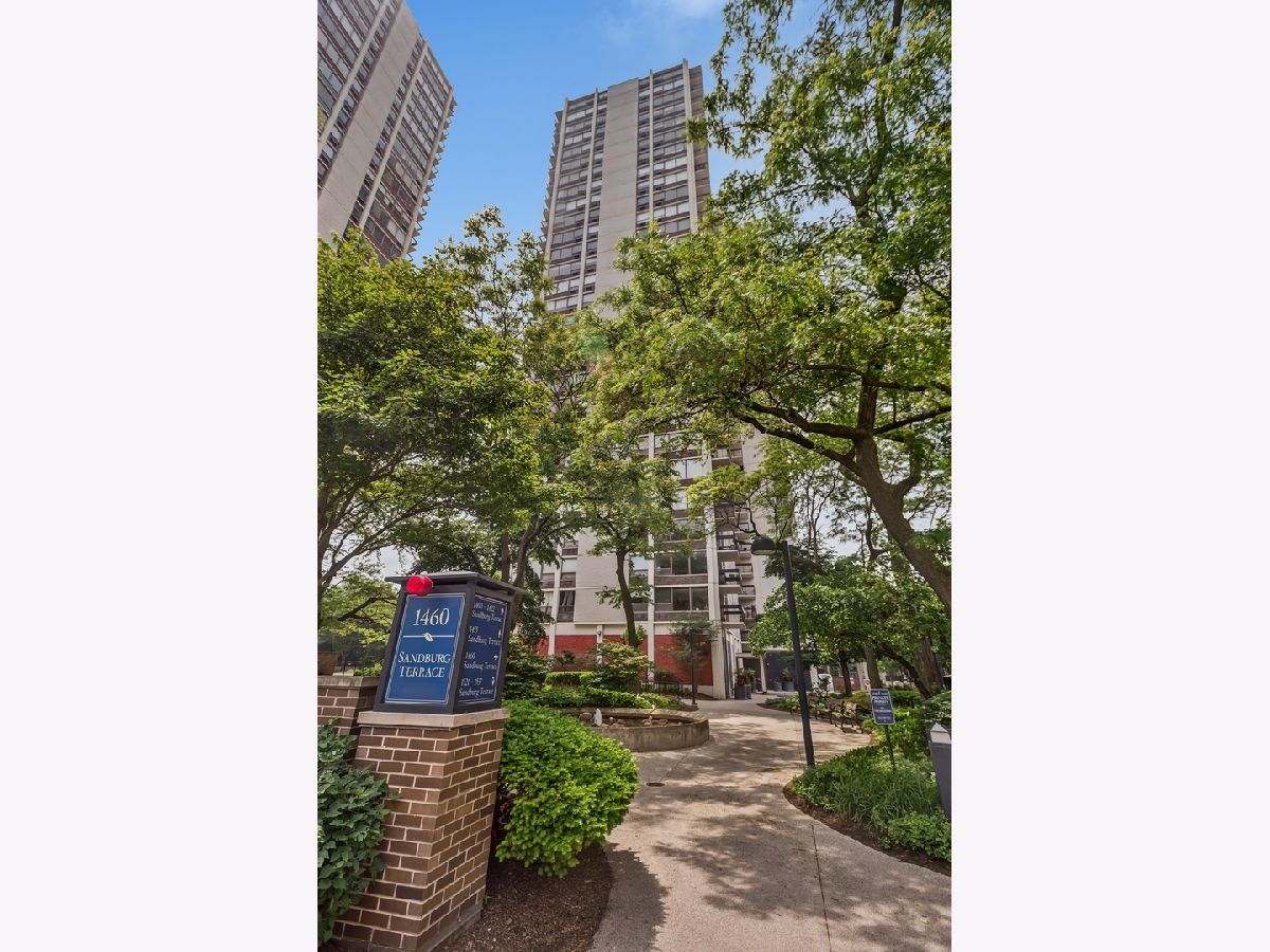 Condos & Townhomes Sold Sandburg Village Chicago Illinois, 1460 Sandburg