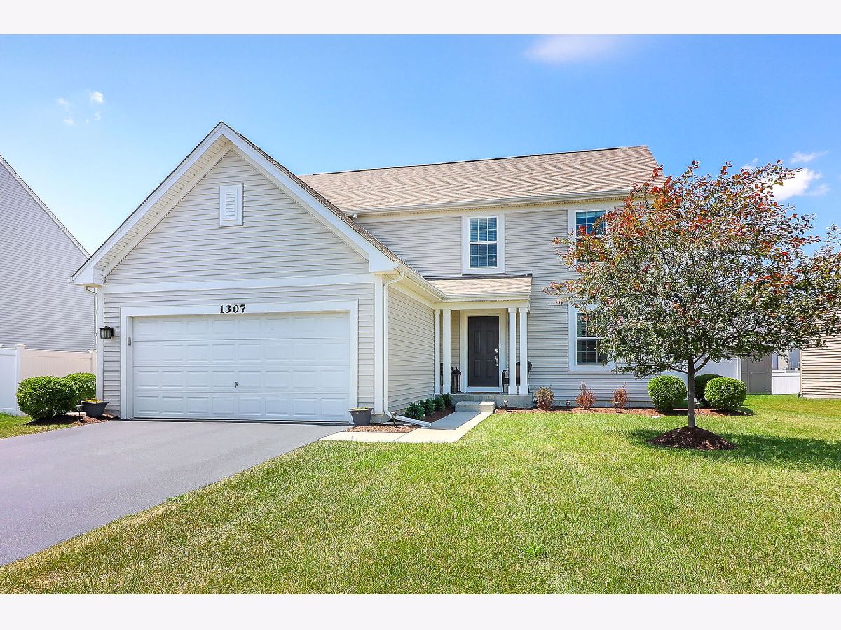 Homes Sold Legacy Pointe Joliet Illinois, 1307 Colaric