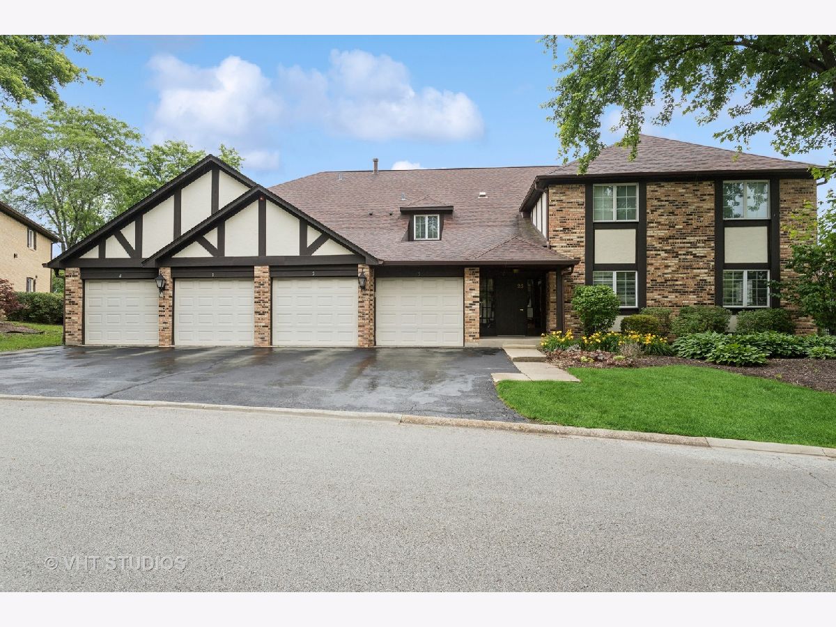 Condominiums & Homes Sold Indian Ridge Indian Head Park Illinois, 25 Algonquin