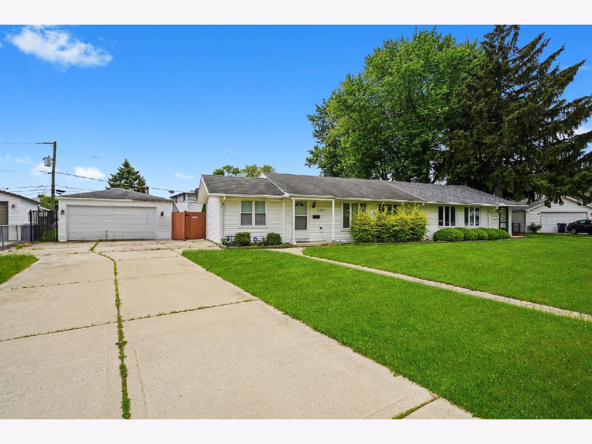  For Sale Hometown Illinois, 4153 89th Place