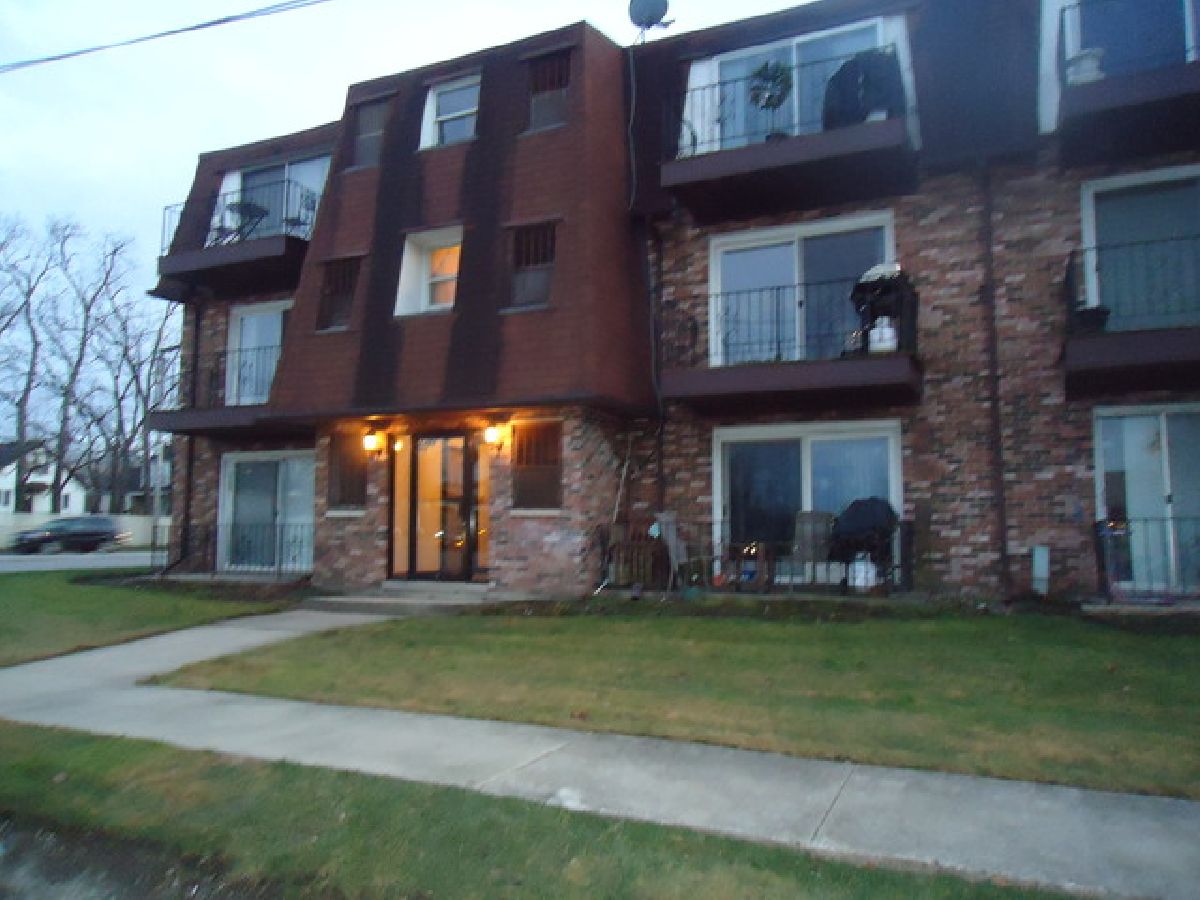  Rented Worth Illinois, 6401 Home