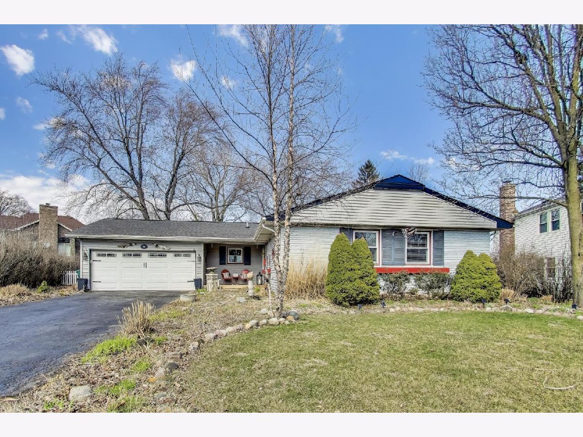 Homes Sold Strathmore Buffalo Grove Illinois, 810 Woodhollow