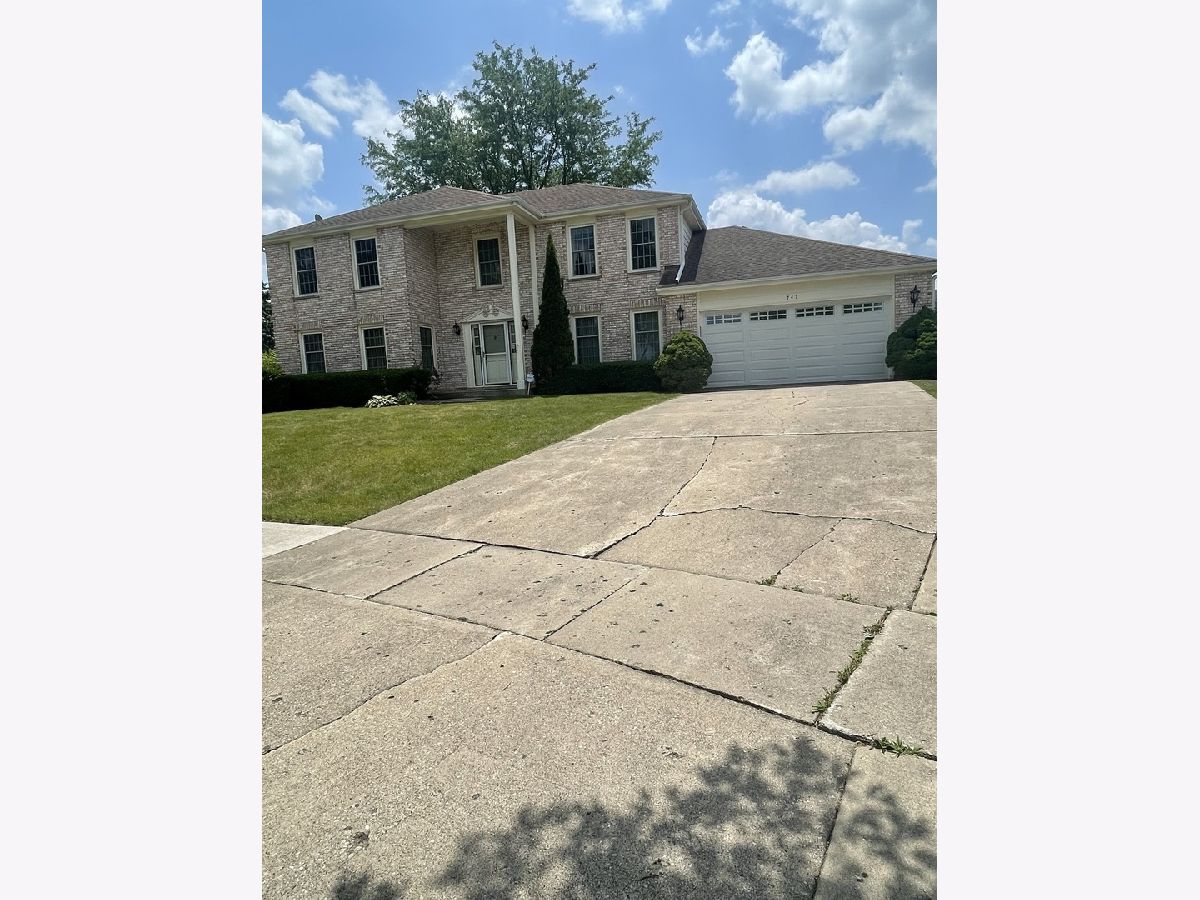  Rented Palatine Illinois, 747 Carriageway