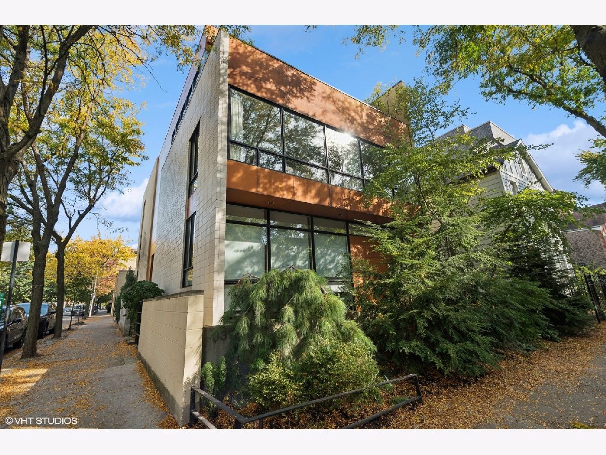 Condominiums & Homes Sold East Ukrainian Village Chicago Illinois, 839 Hermitage