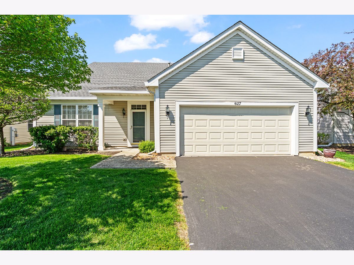 Homes & Townhomes Sold Grand Haven Romeoville Illinois, 627 Saugatuk