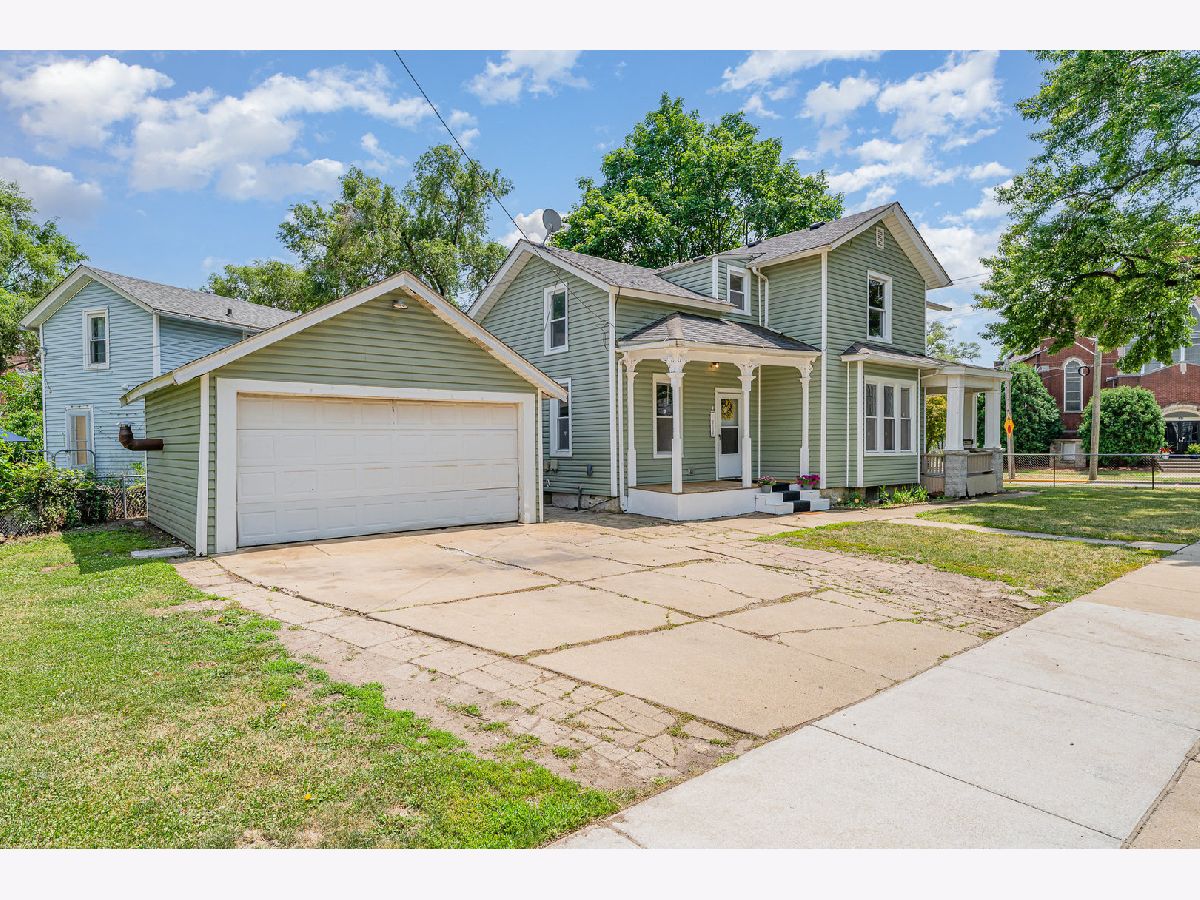  Sold Aurora Illinois, 528 Benton