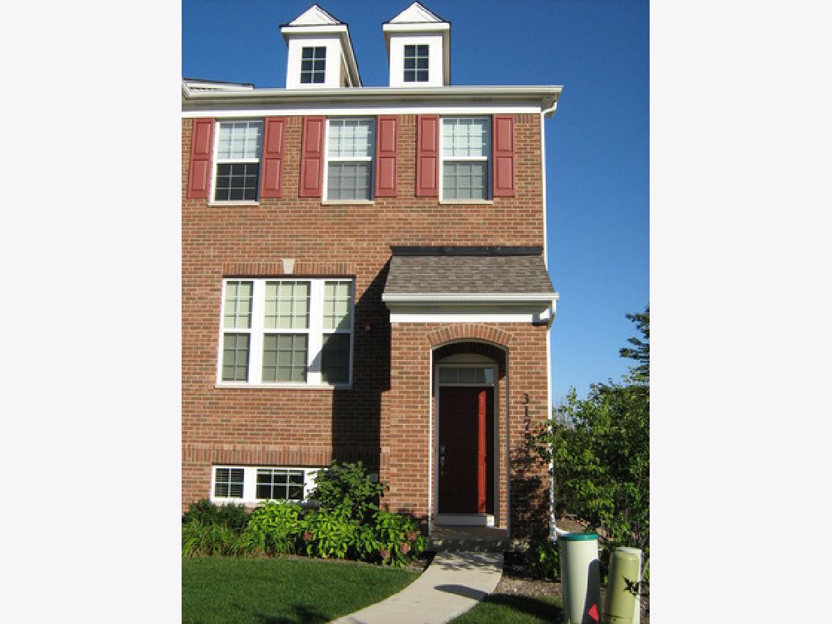  Rented Glenview Illinois, 3175 Coral