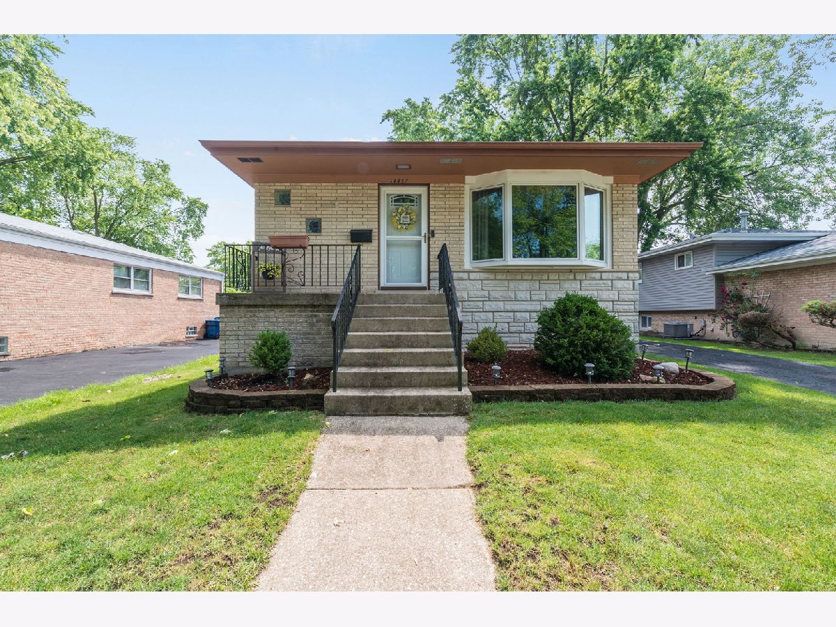  Sold Midlothian Illinois, 14437 Kostner