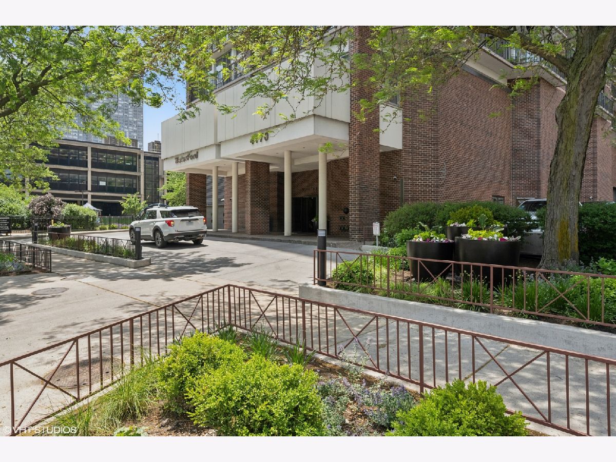 Condominiums Sold The Waterford Chicago Illinois, 4170 Marine