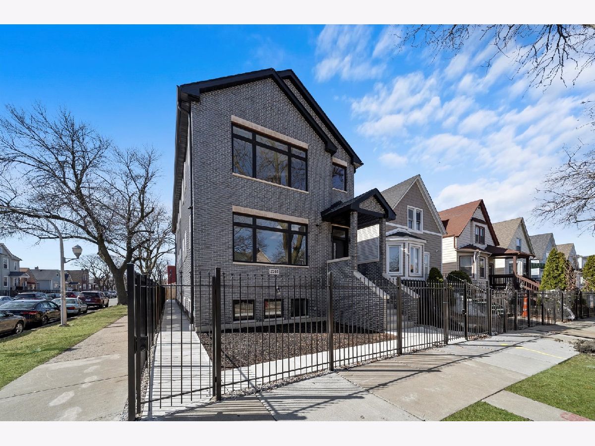 Sold Chicago Illinois, 2200 Kildare