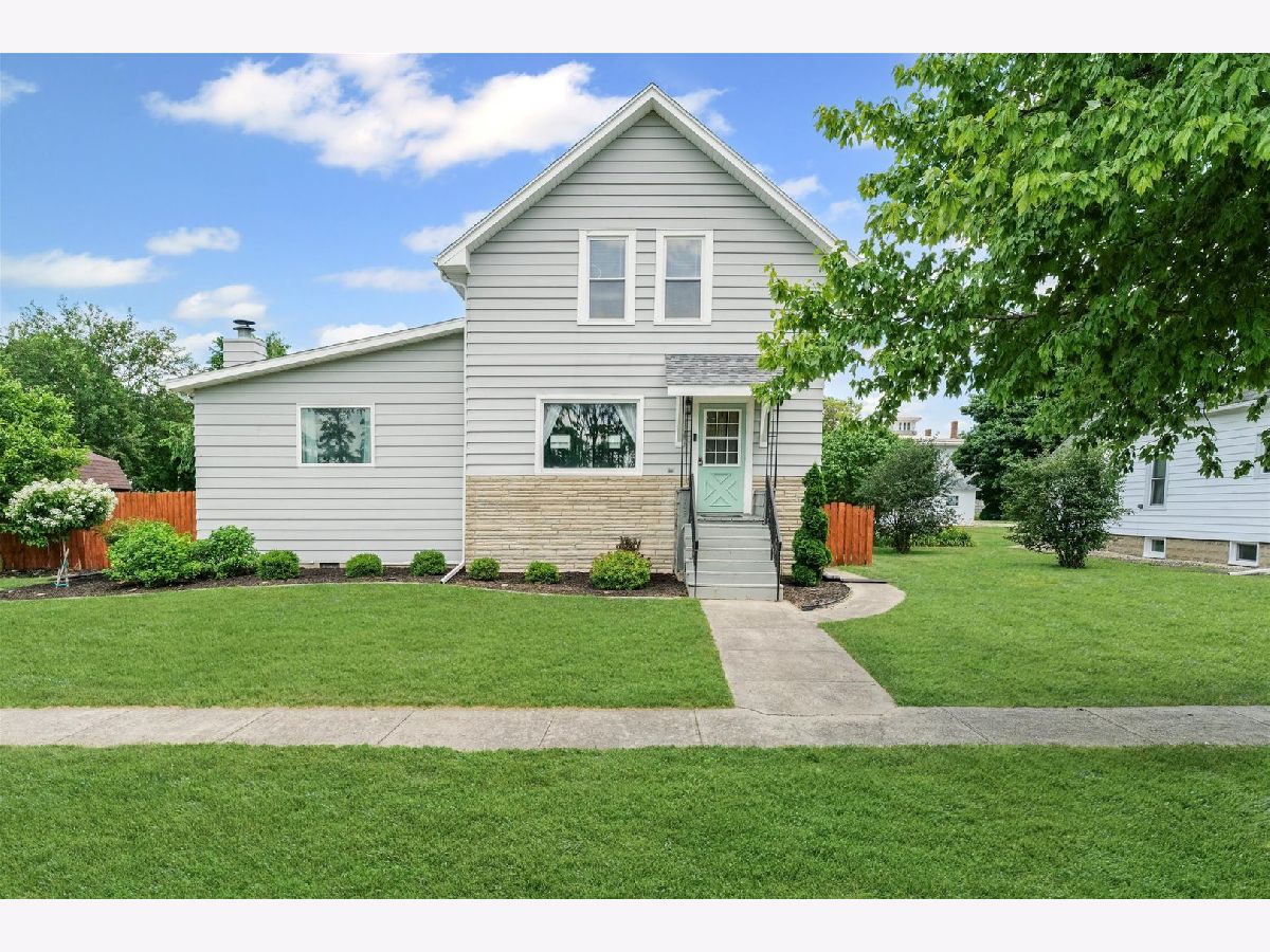  Sold Loda Illinois, 103 Locust