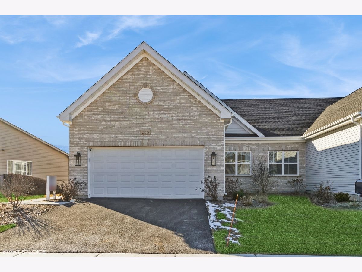 Condos & Townhomes & Homes Sold Madison Homes Elgin Illinois, 558 Madison