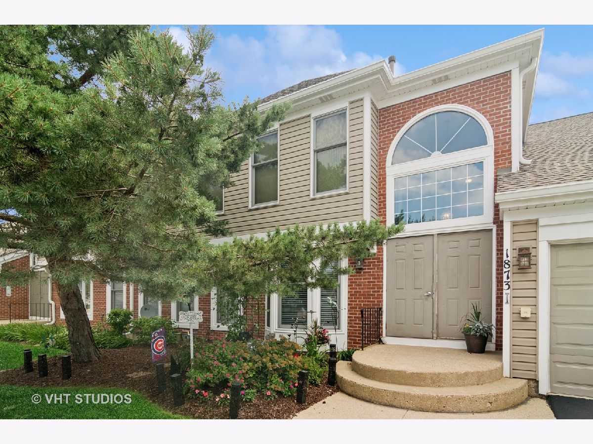 Condos & Townhomes Sold Fox Run Elk Grove Village Illinois, 1873 Fox Run
