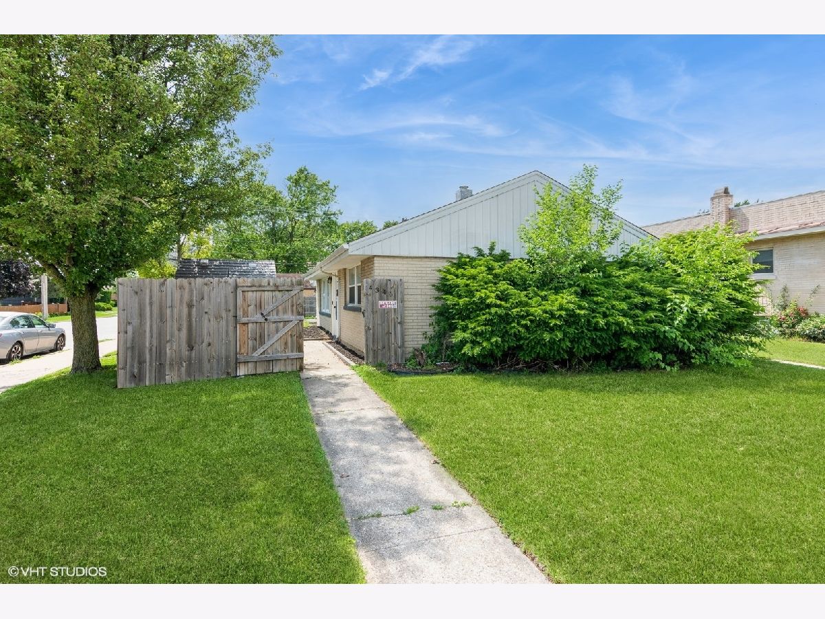  Rented Brookfield Illinois, 4346 Maple