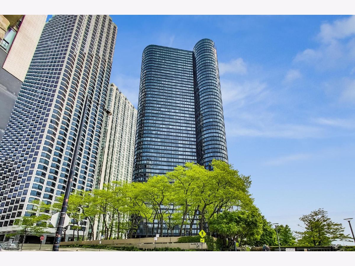 Condos & Townhomes Sold Harbor Point Chicago Illinois, 155 Harbor