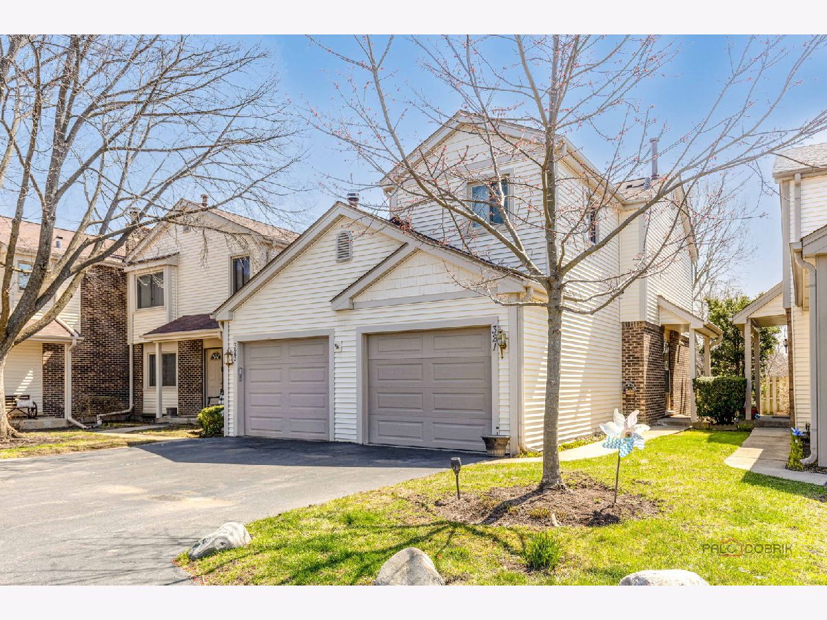  Sold Palatine Illinois, 321 Forest Knoll