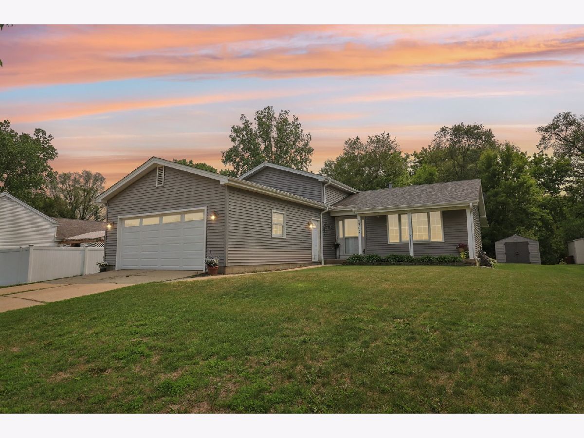 Homes Sold Mill Creek Mchenry Illinois, 1705 Donovan