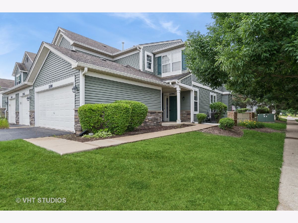 Townhomes & Condos & Homes Sold Enclave At Country Lakes Naperville Illinois, 2582 Golf Ridge