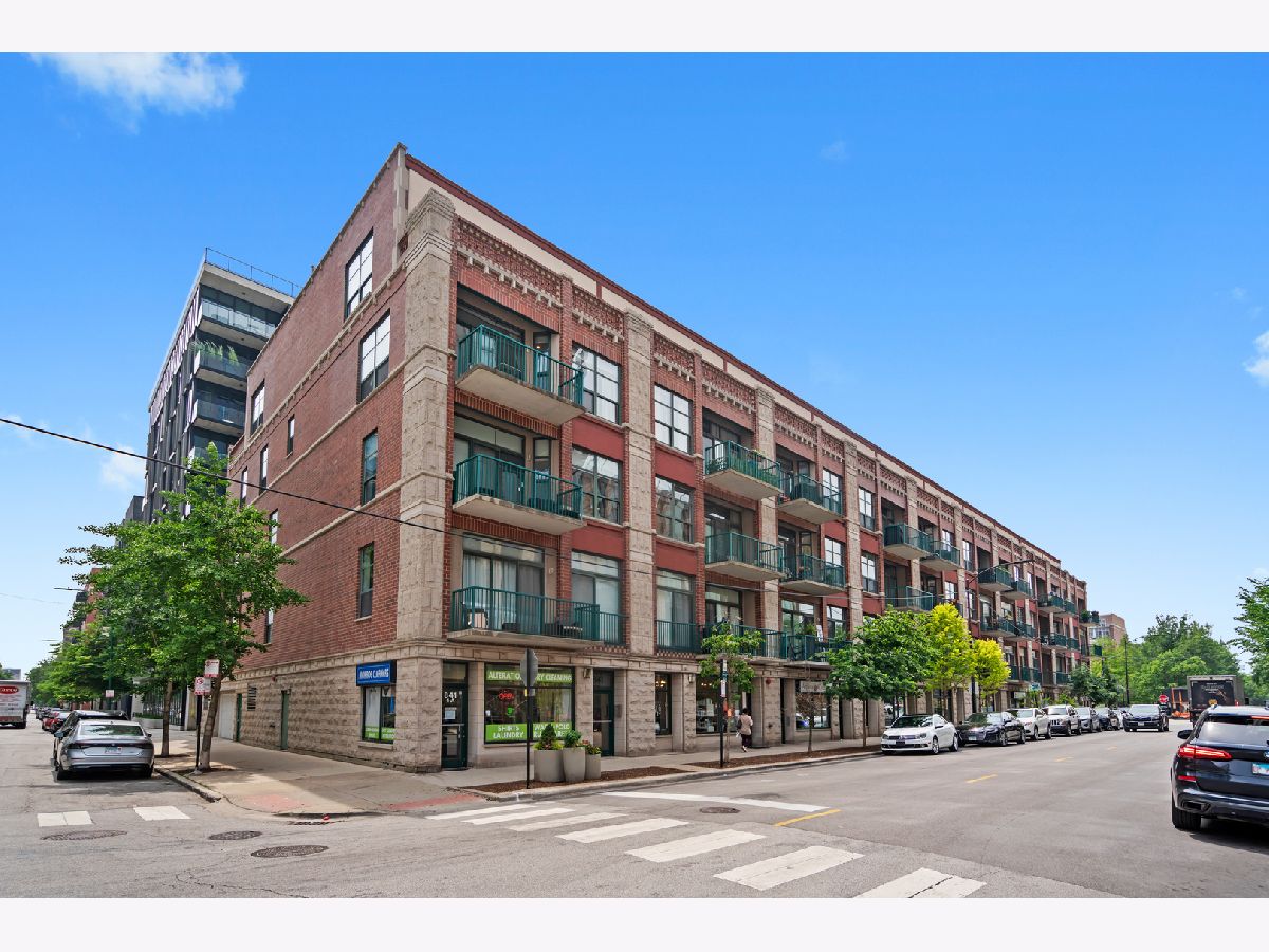 Condominiums Sold Monroe Manor Chicago Illinois, 841 Monroe