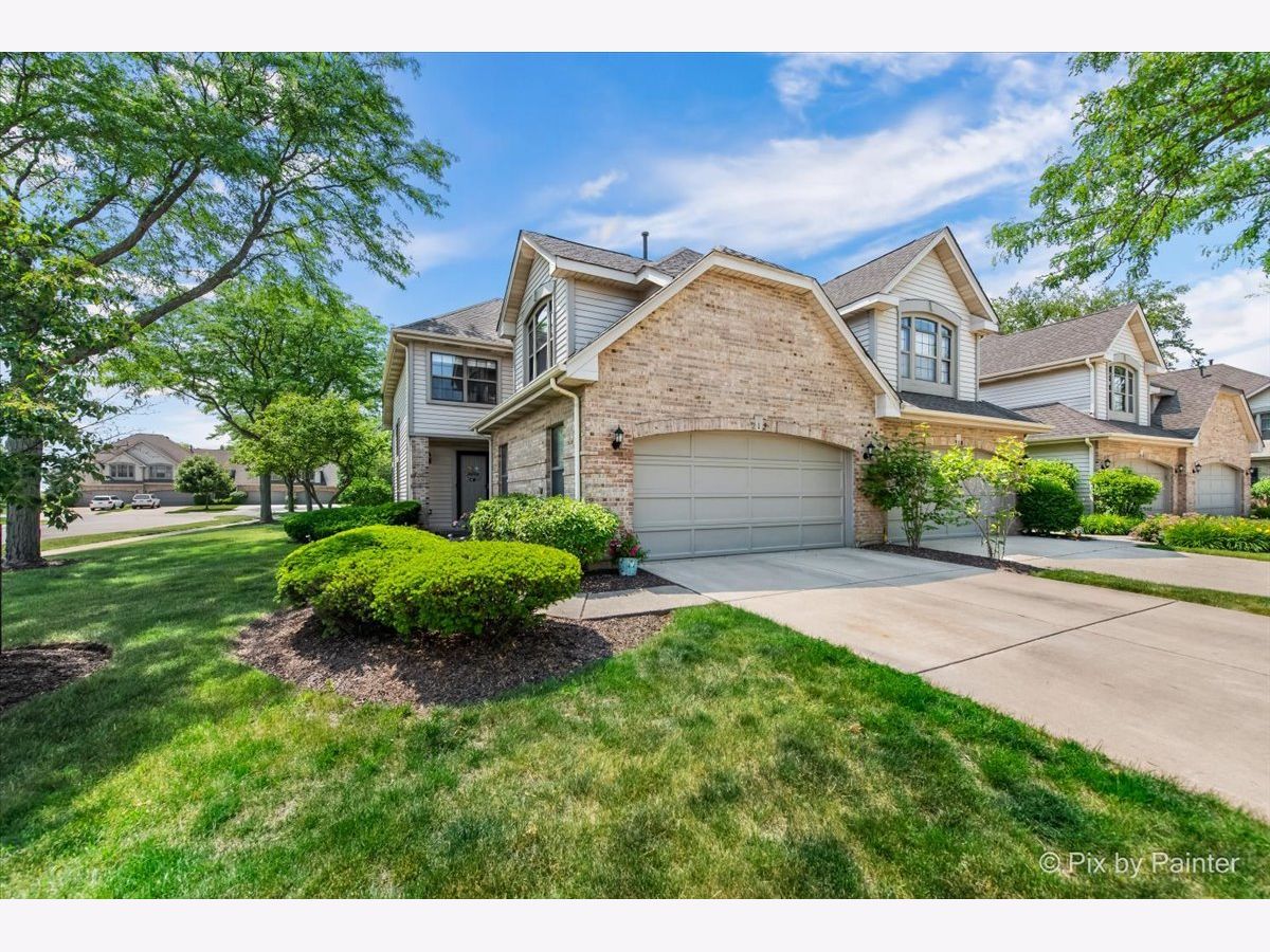 Townhomes & Homes Sold Bloomfield Club Bloomingdale Illinois, 212 Benton