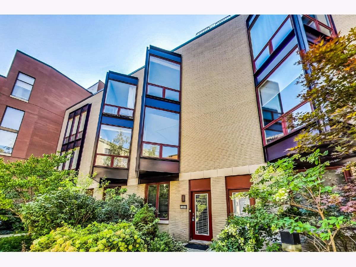 Townhomes & Condos Sold Daily News Townhomes Chicago Illinois, 1223 Cottage