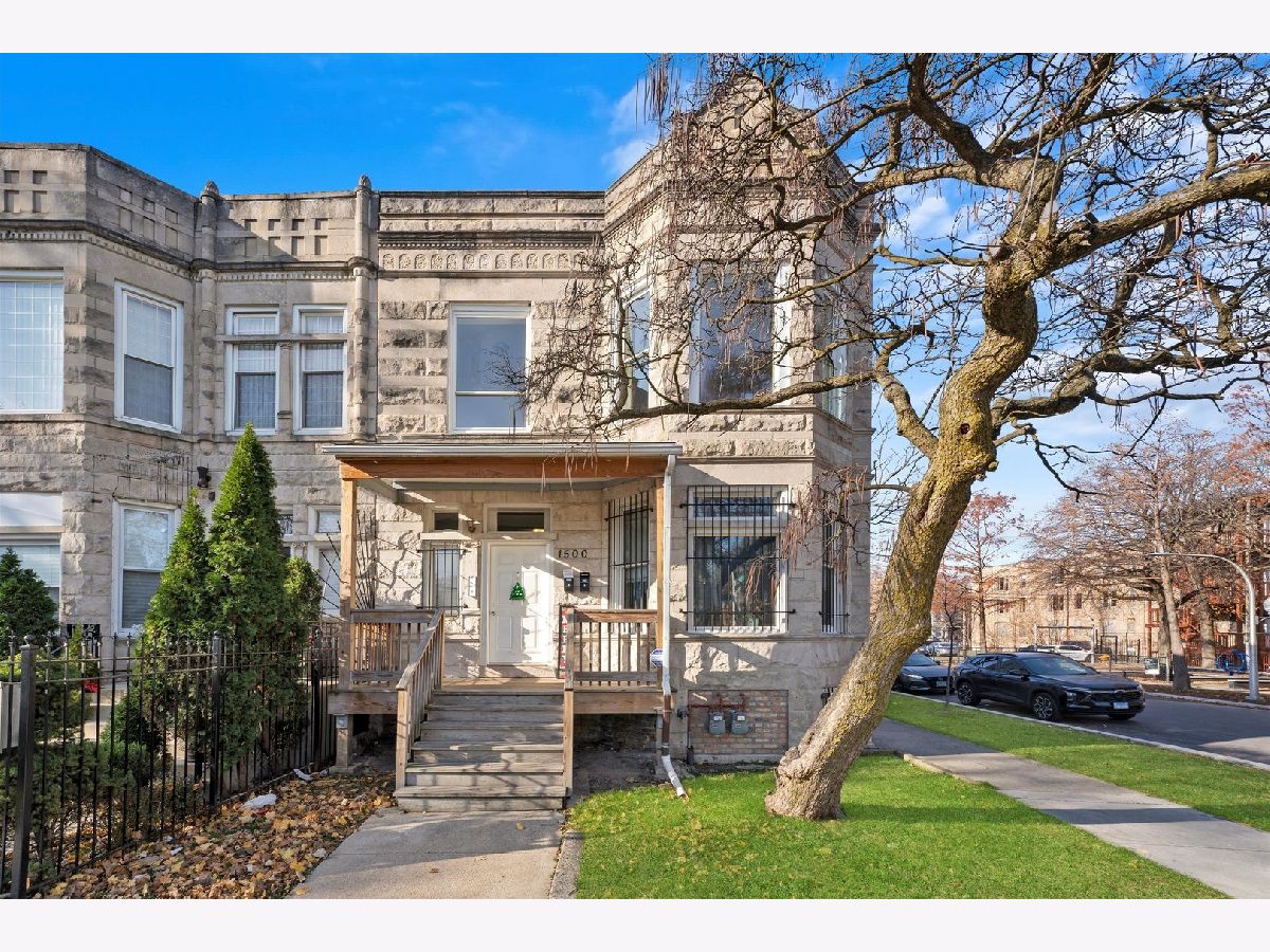 Rented Chicago Illinois, 1500 Trumbull