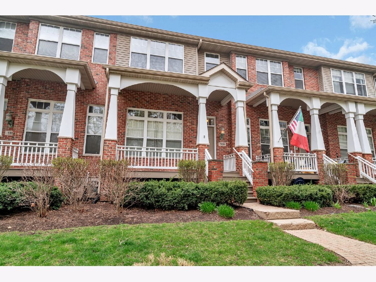 Townhomes & Homes Sold River Bend Lisle Illinois, 1109 Longwood