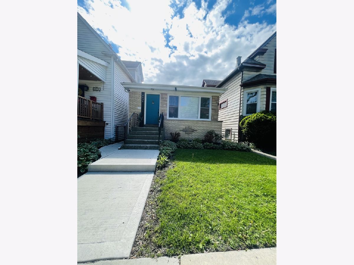  Sold Chicago Illinois, 4634 Hamlin