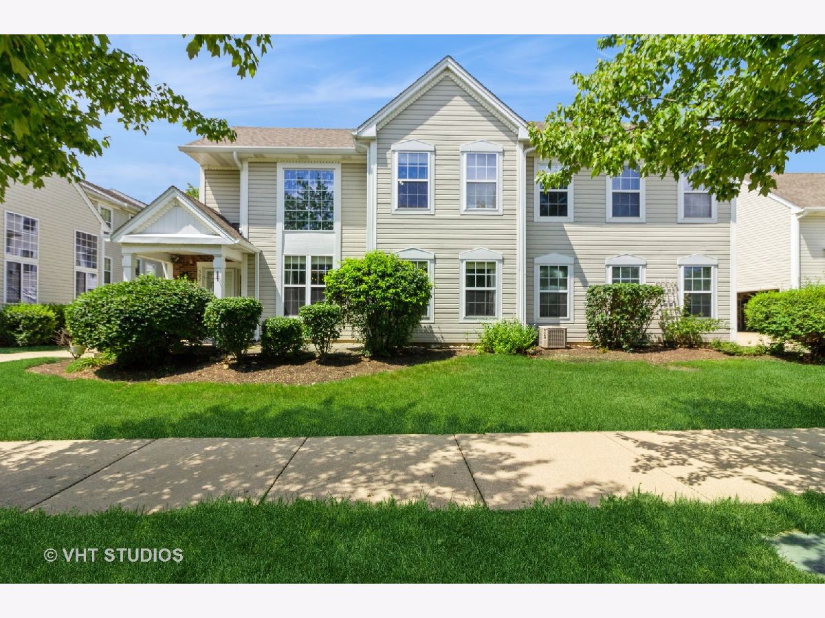  Sold North Aurora Illinois, 502 Hidden Creek