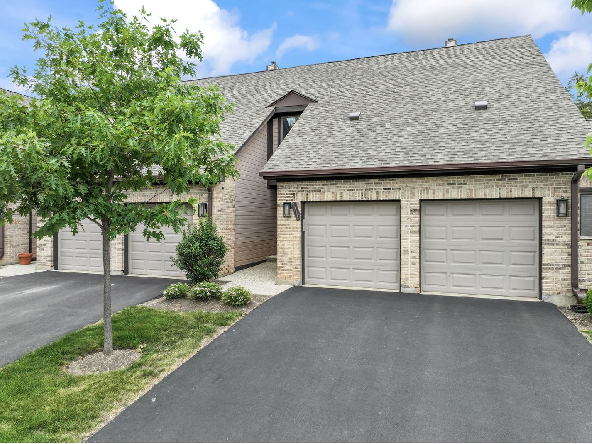 Townhomes Sold Poplar Creek Hoffman Estates Illinois, 1715 Pebble Beach