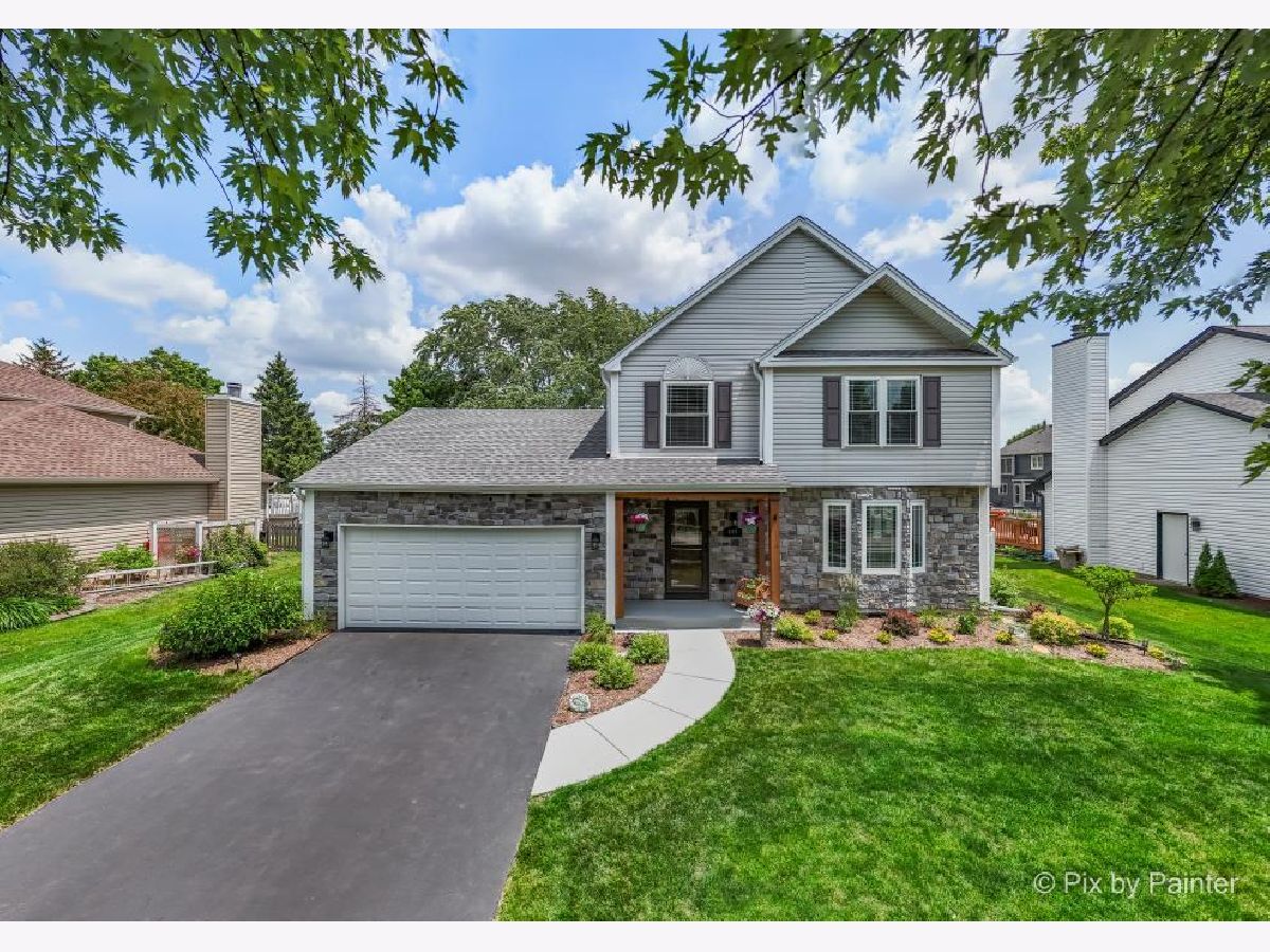 Homes Sold Cambridge Glen Carol Stream Illinois, 987 Split Rail