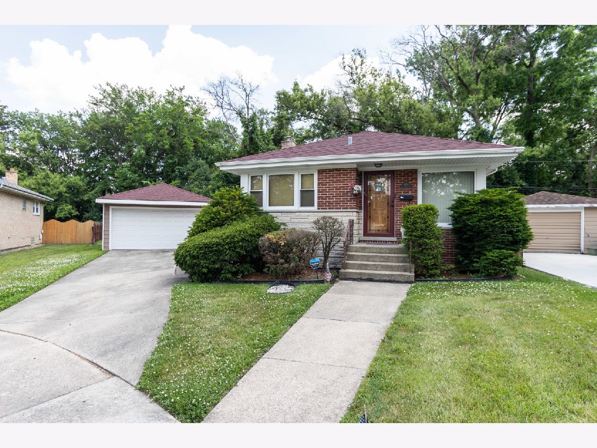  Sold Hillside Illinois, 4816 St Paul