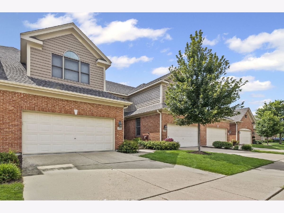 Homes & Townhomes For Sale Kingswood St Charles Illinois, 3733 King George Lane