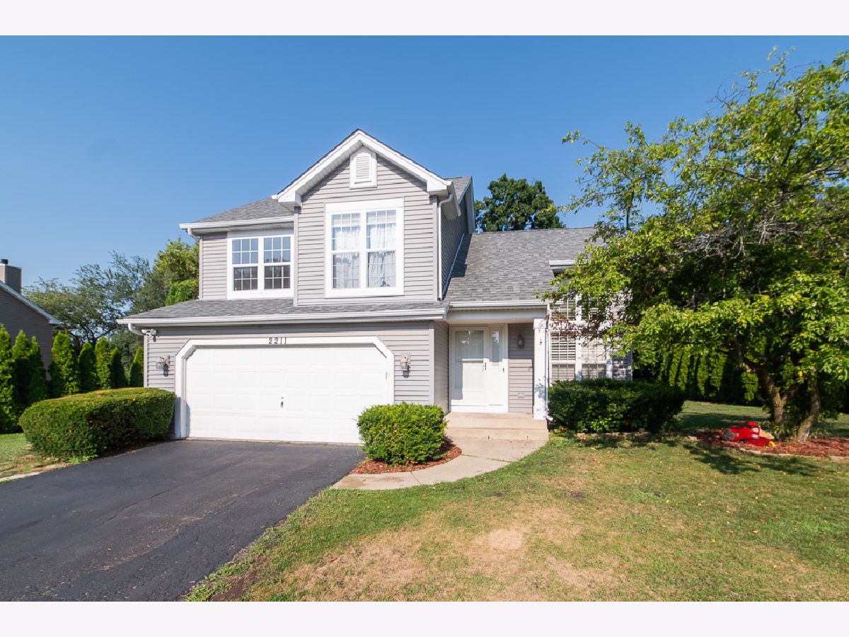 Homes & Townhomes Sold Applewood Woodstock Illinois, 2211 Aspen