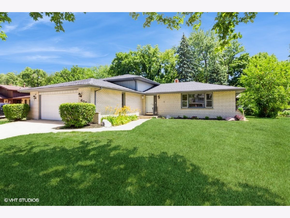  Sold Shorewood Illinois, 608 Edgebrook