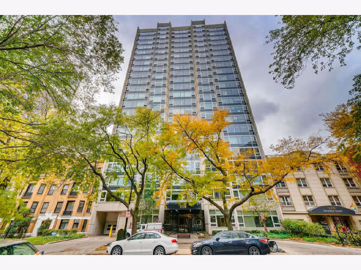 Condos & Townhomes Rented Hampden Green Chicago Illinois, 2728 Hampden