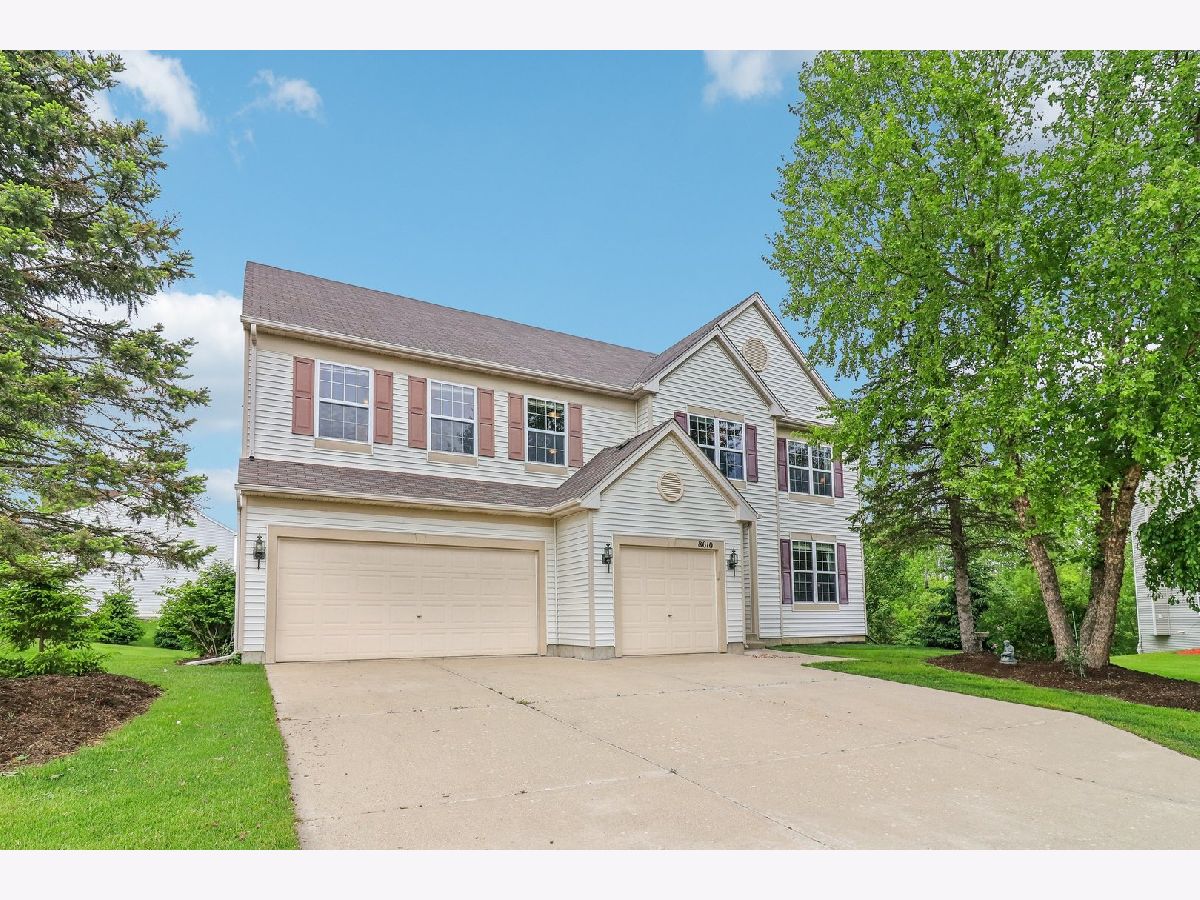  Sold Wonder Lake Illinois, 8610 Pebble Creek