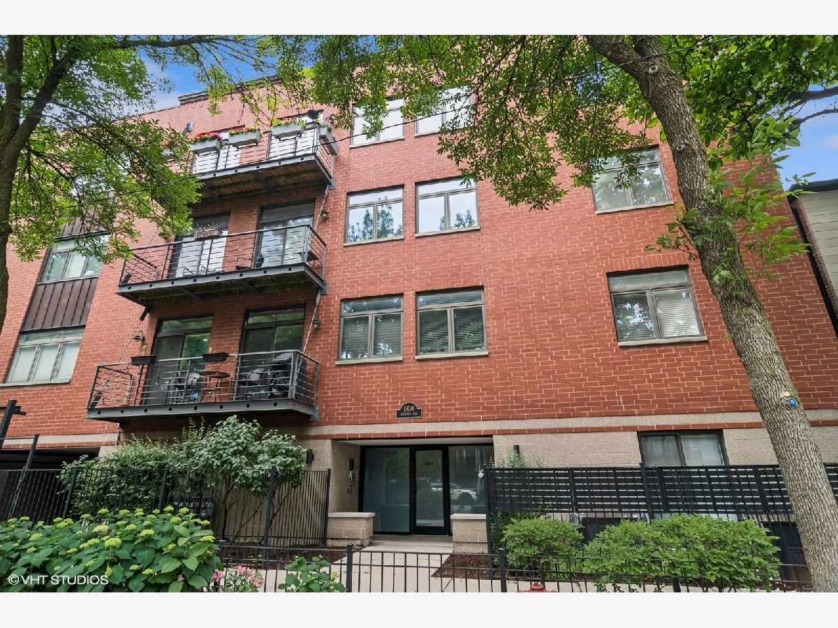  Sold Chicago Illinois, 1830 Winchester