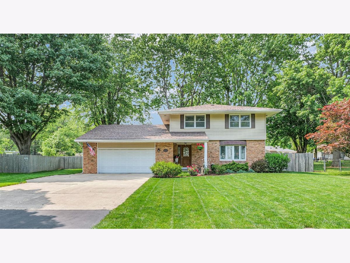  Sold Villa Grove Illinois, 20 Park